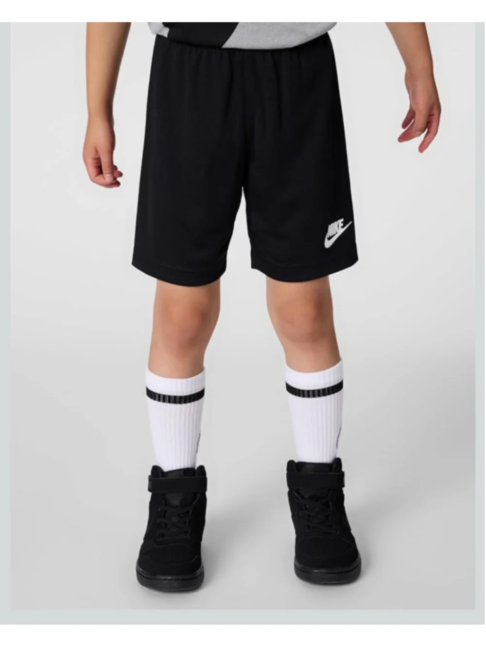 NWT Nike Boys 2-Piece Dri-FIT Logo Tee & Shorts Set Gray/Black Size 6